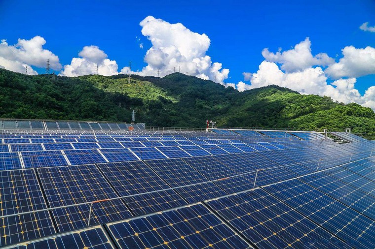 太陽(yáng)能發(fā)電和光伏發(fā)電有什么區(qū)別，光伏發(fā)電的原理和技術(shù)
